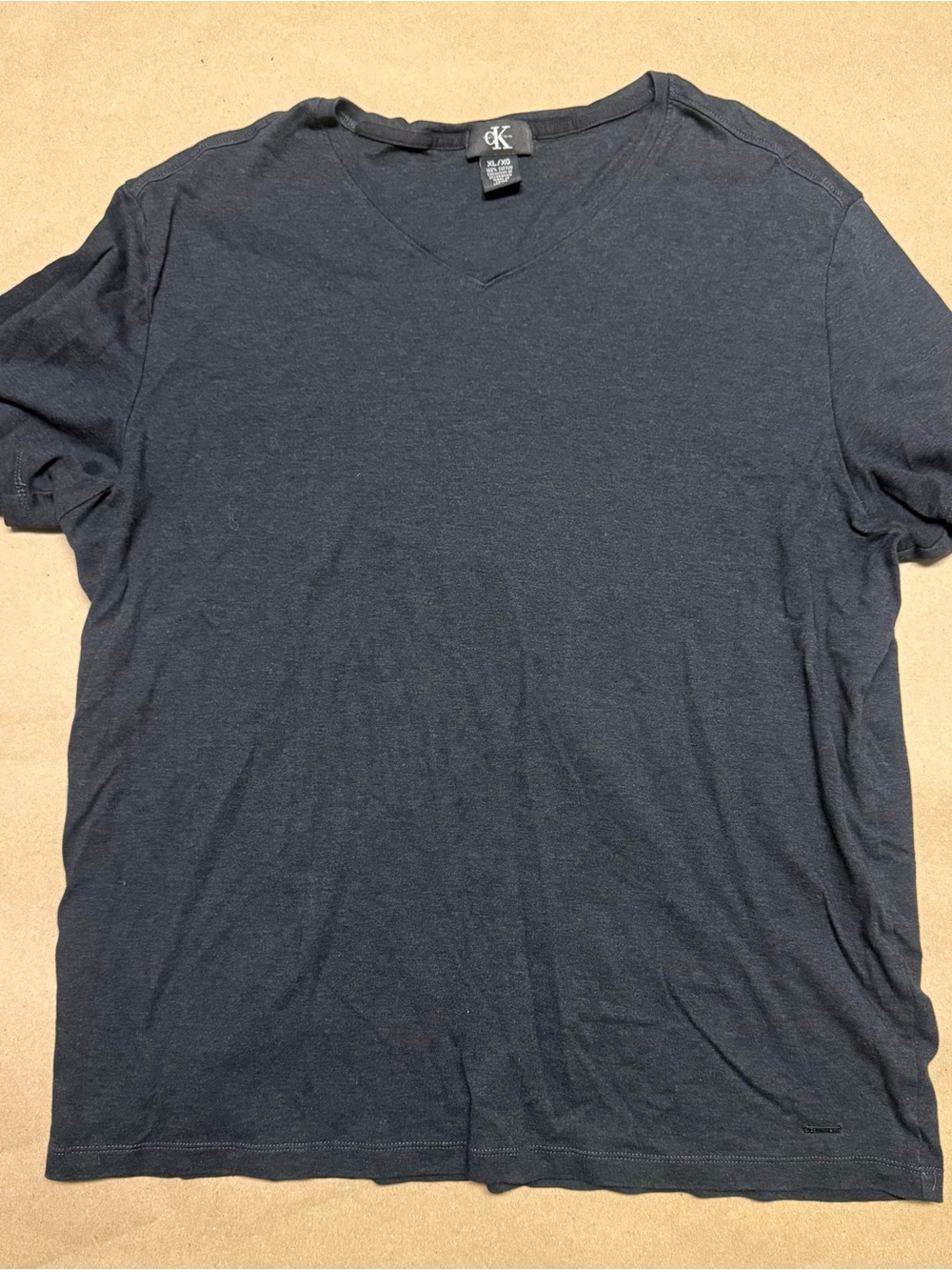 Calvin Klein V neck XL Extra Large T Shirt Grey Tee Rare!